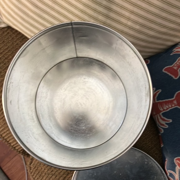 Keebler cracker tin - Picture 5 of 5